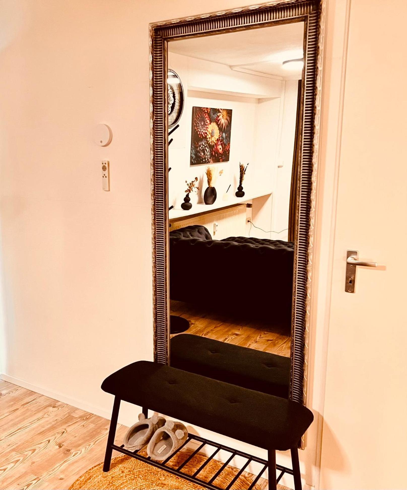 Appartement Stylish With Beautiful Ambiance Keulen
