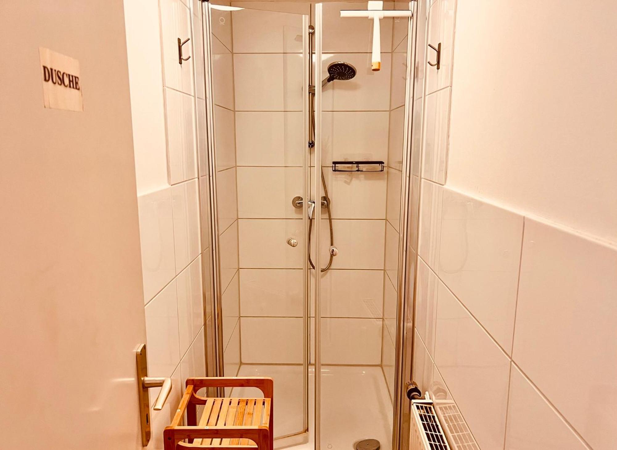 Stylish With Beautiful Ambiance * Keulen